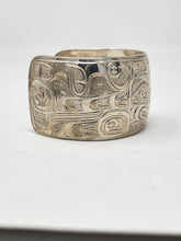 Load image into Gallery viewer, Silver 1 1/2 x 6 inch Namxxiyalegiyu (Namgis Sea Monster) bracelet by Joe Wilson
